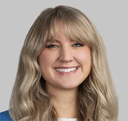 Tara Dobbs heasdshot (1) (2) (707878)